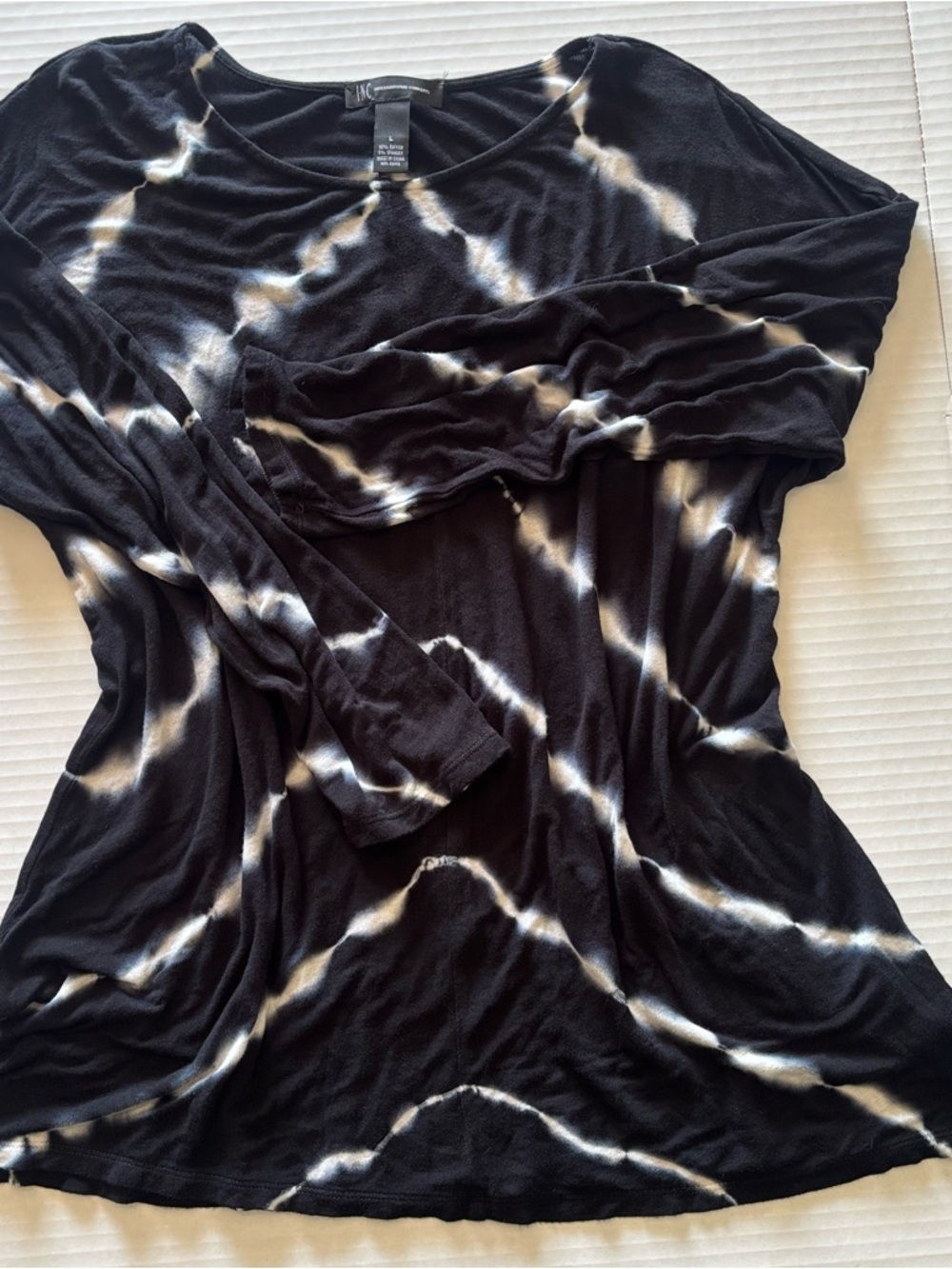 INC International Concepts Black and White Tie-Dye Long Sleeve Top L